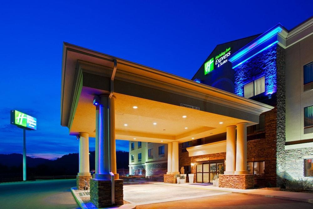 Holiday Inn Express Hotel & Suites Weston By Ihg Экстерьер фото