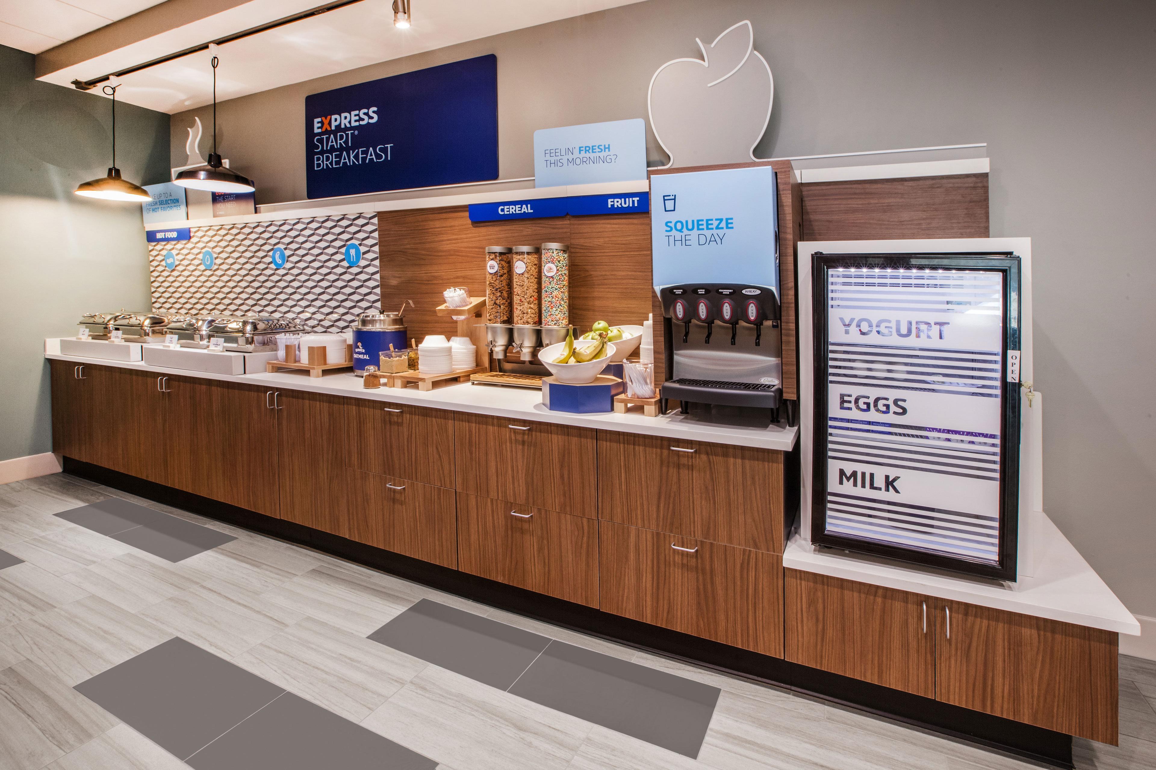 Holiday Inn Express Hotel & Suites Weston By Ihg Экстерьер фото