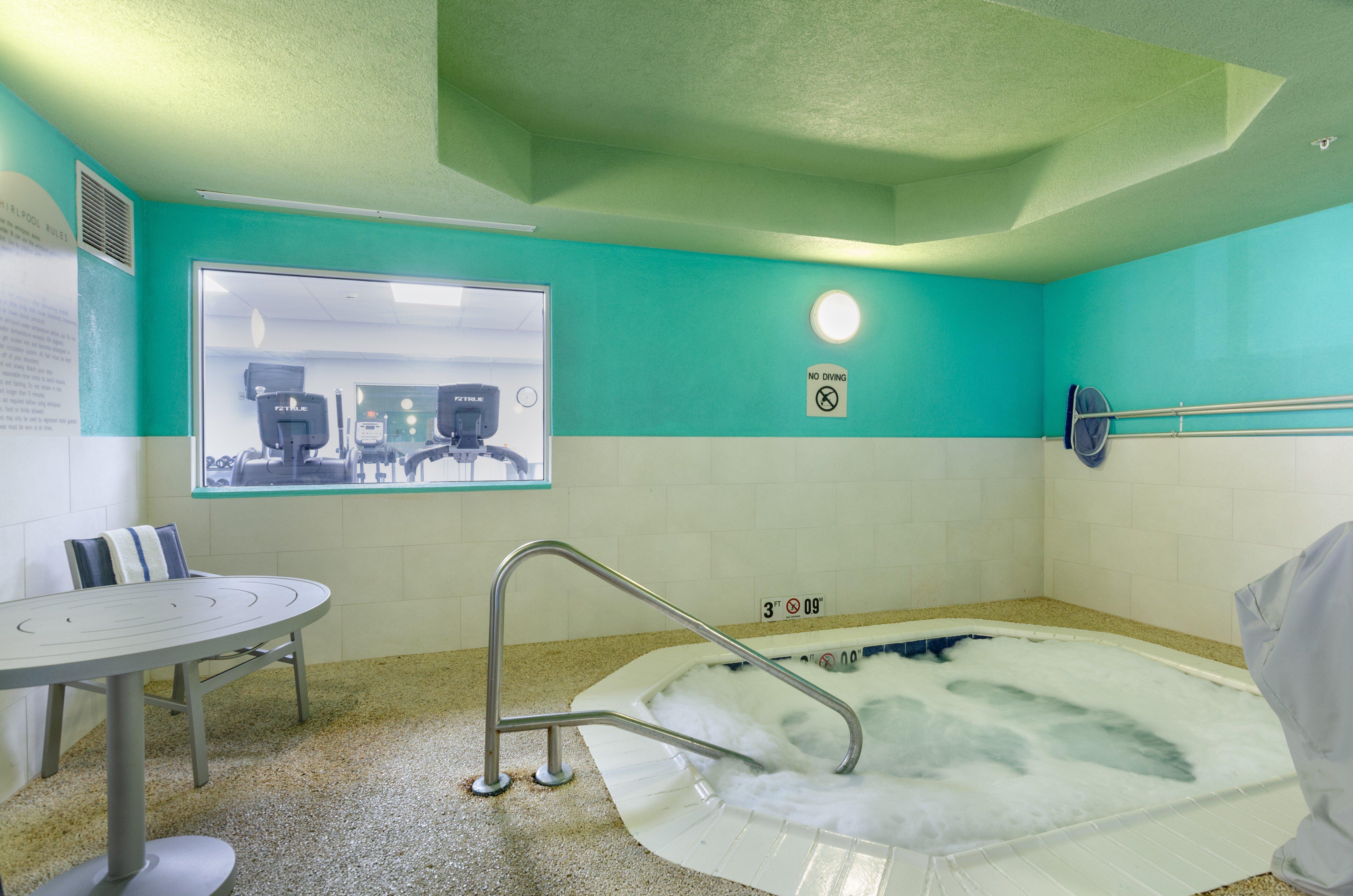 Holiday Inn Express Hotel & Suites Weston By Ihg Экстерьер фото