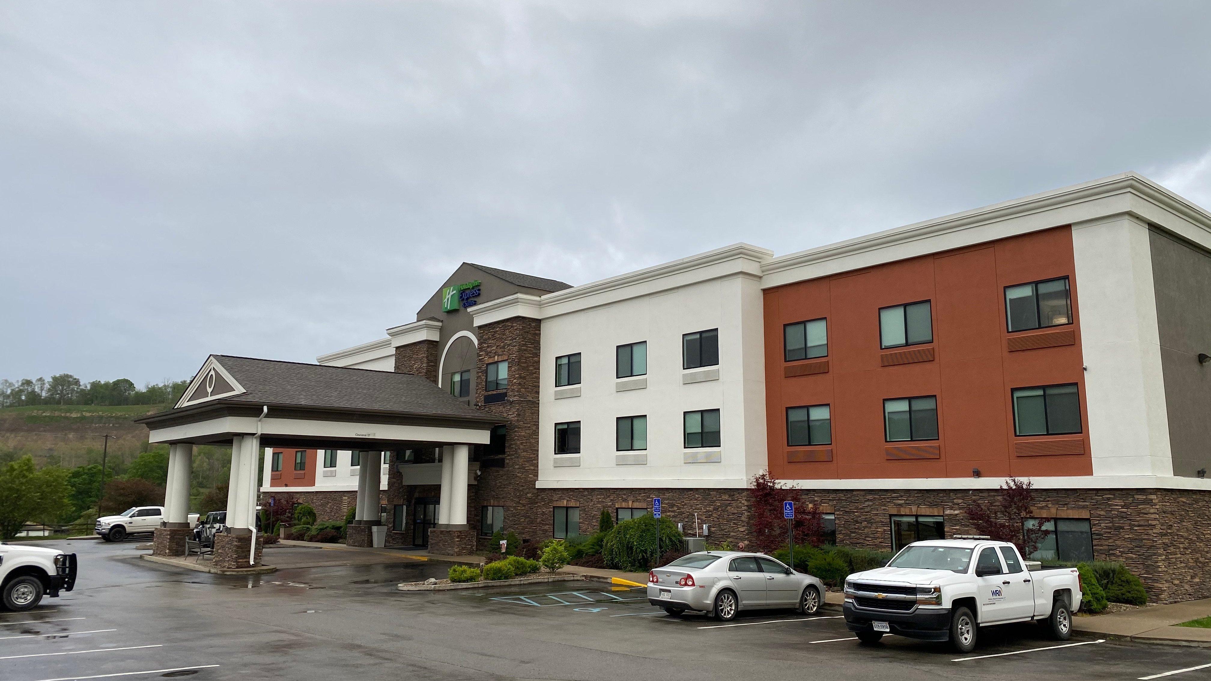 Holiday Inn Express Hotel & Suites Weston By Ihg Экстерьер фото