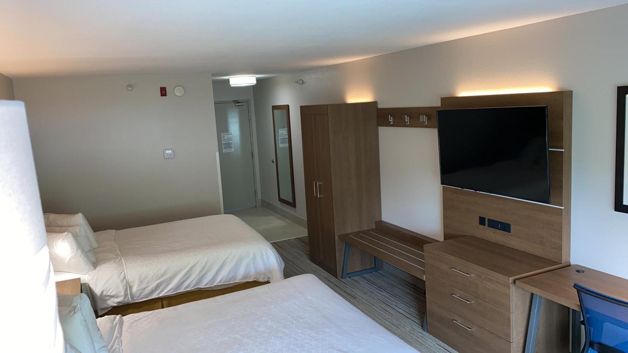 Holiday Inn Express Hotel & Suites Weston By Ihg Экстерьер фото