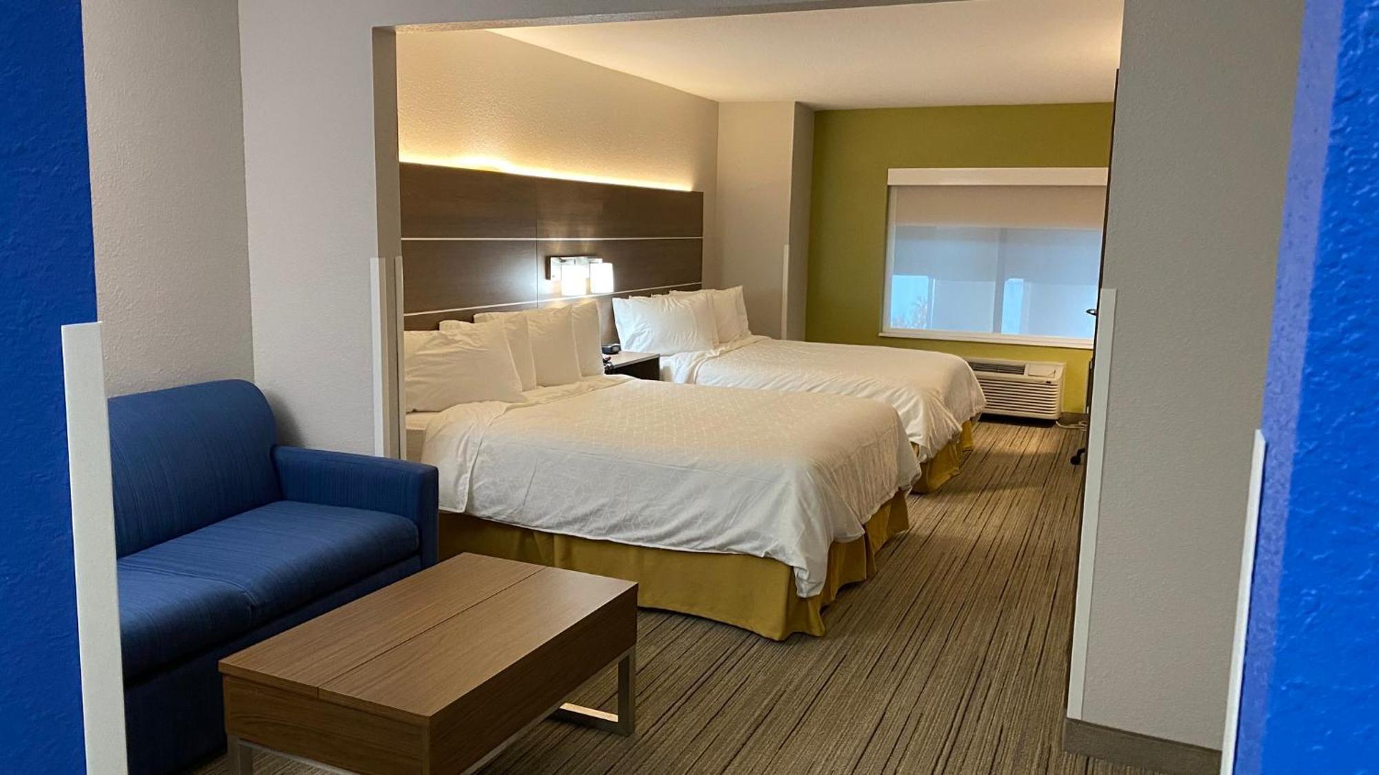 Holiday Inn Express Hotel & Suites Weston By Ihg Экстерьер фото